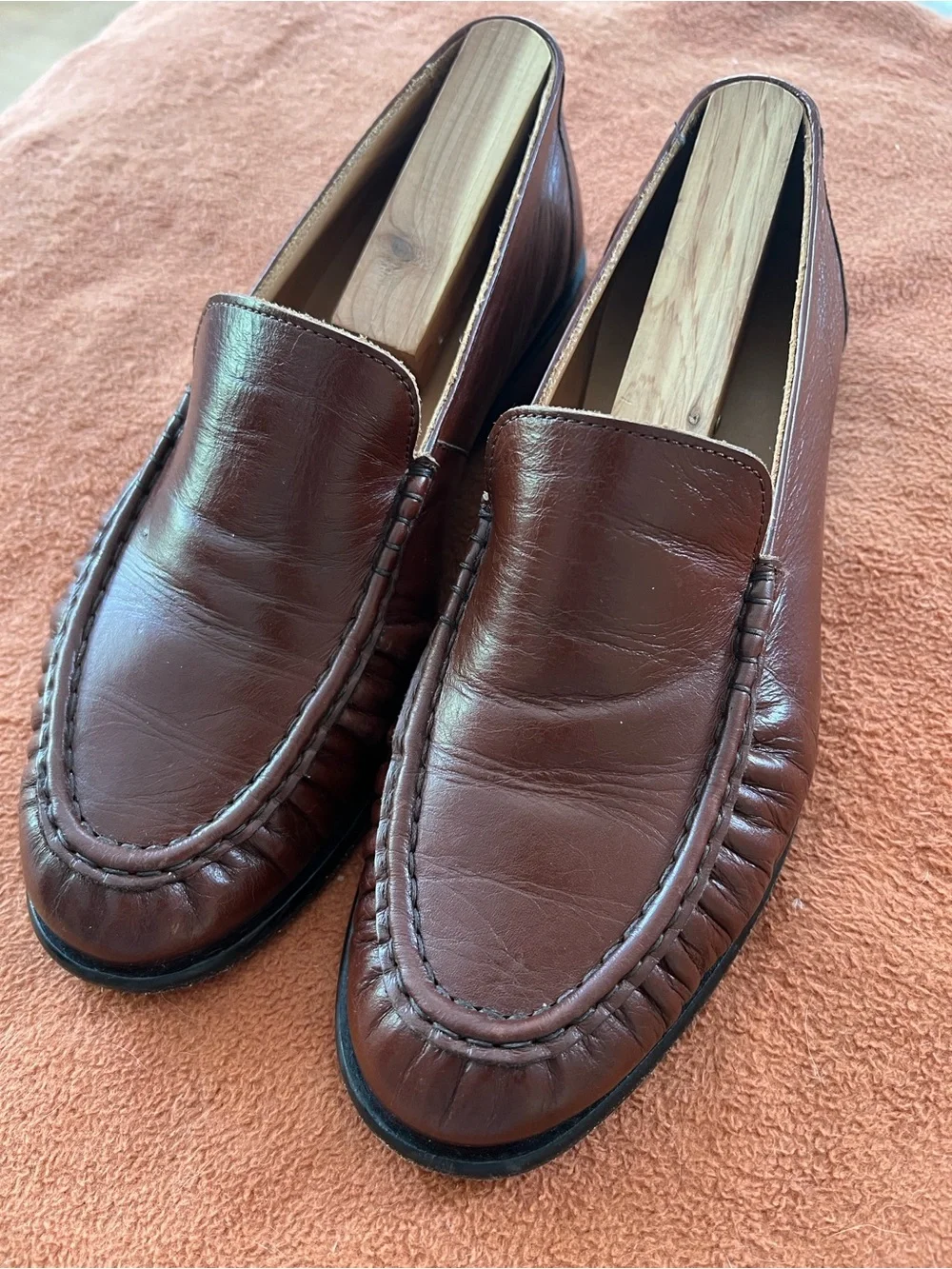 Banana Republic Men's Brown Leather Moc-Toe Slip-On Loafers